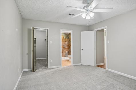 3704 Fort Hunt Drive Arlington TX 76016