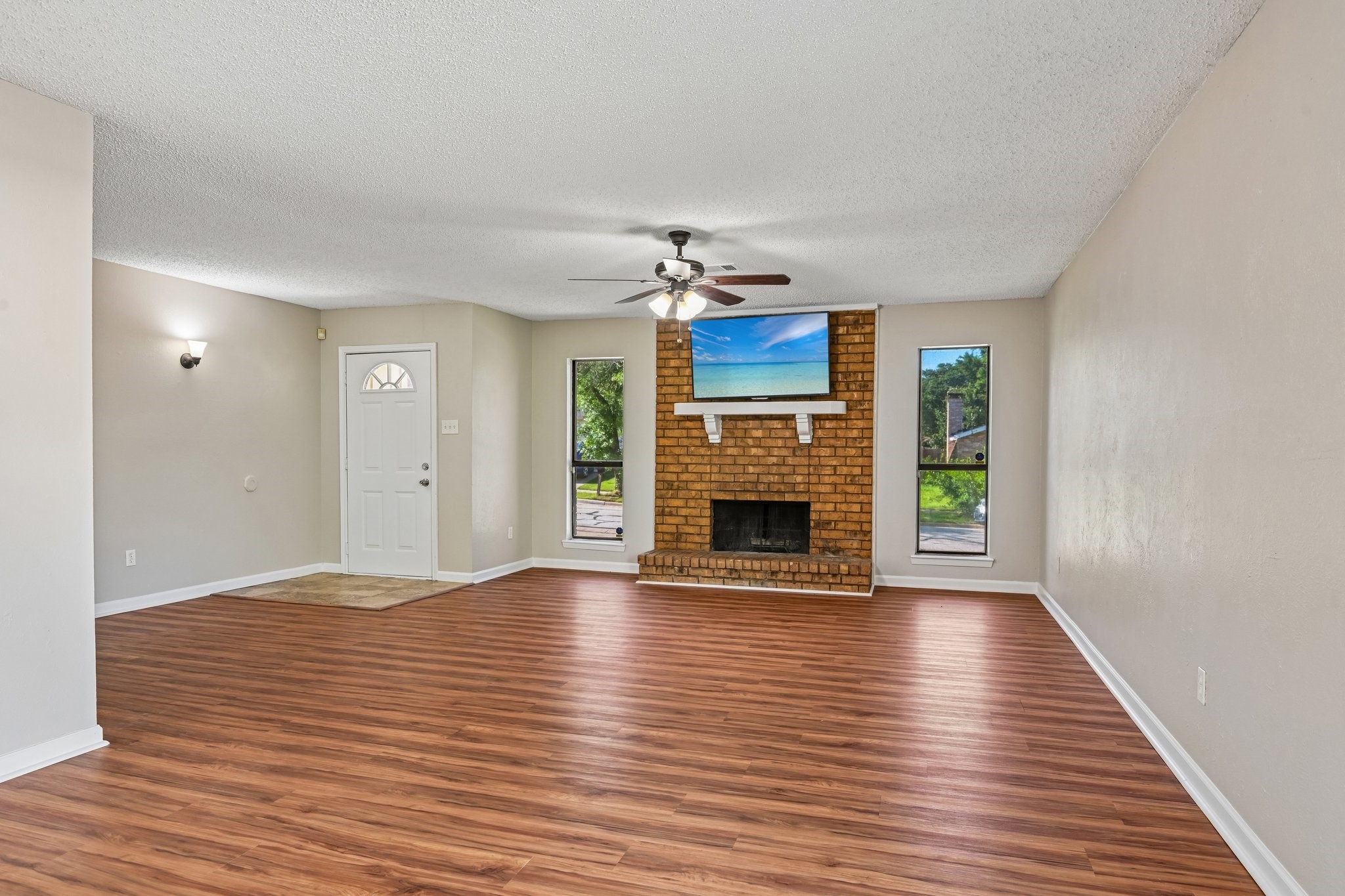 3704 Fort Hunt Drive Arlington TX 76016