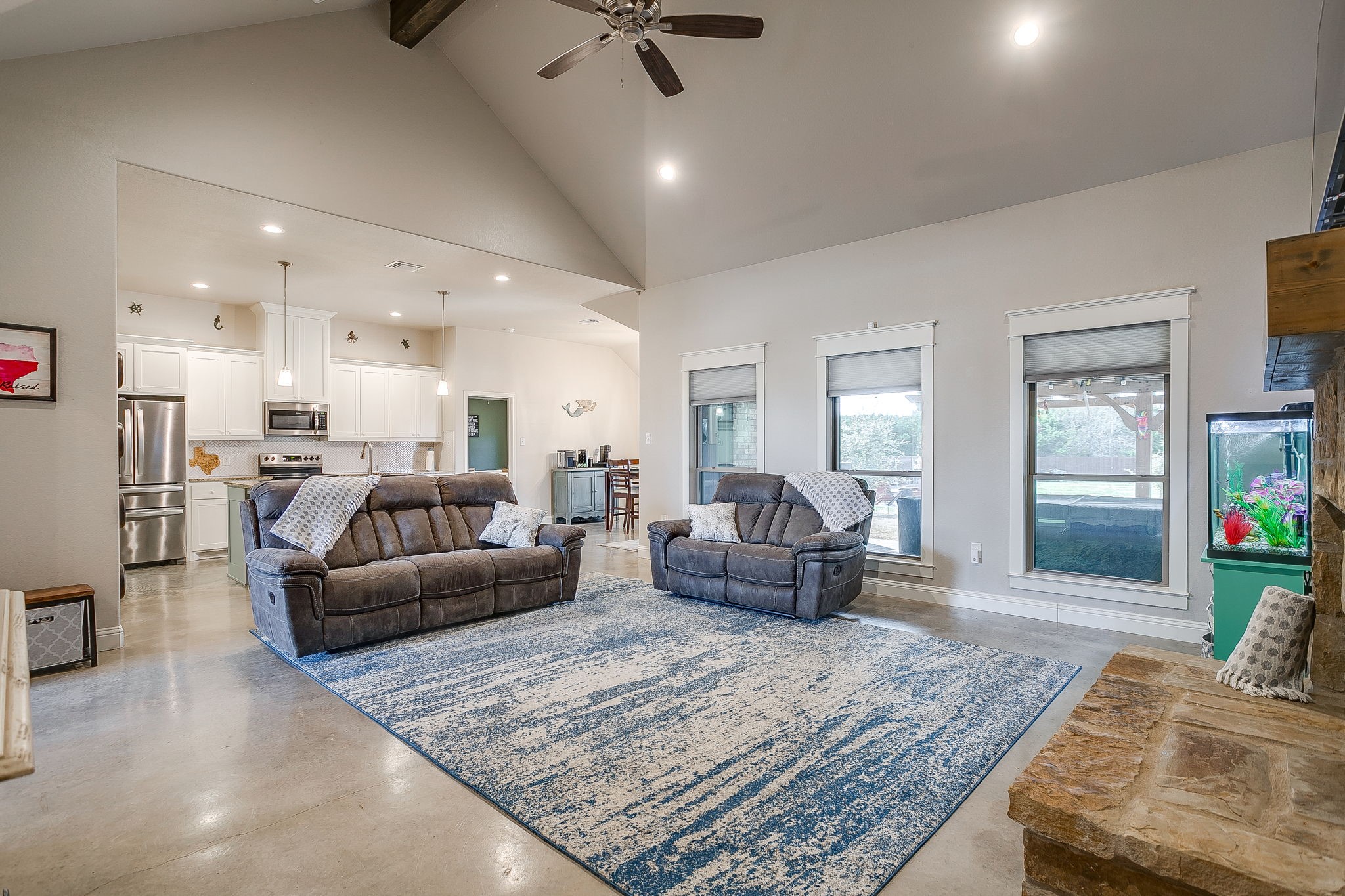 111 Treys Way Godley TX 76044