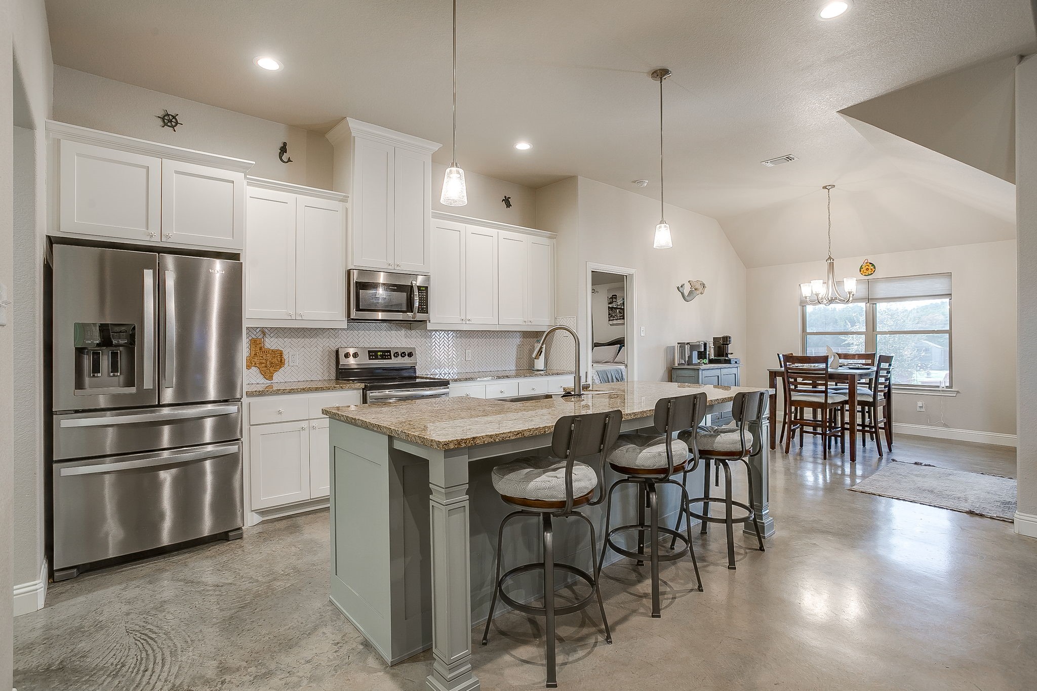 111 Treys Way Godley TX 76044