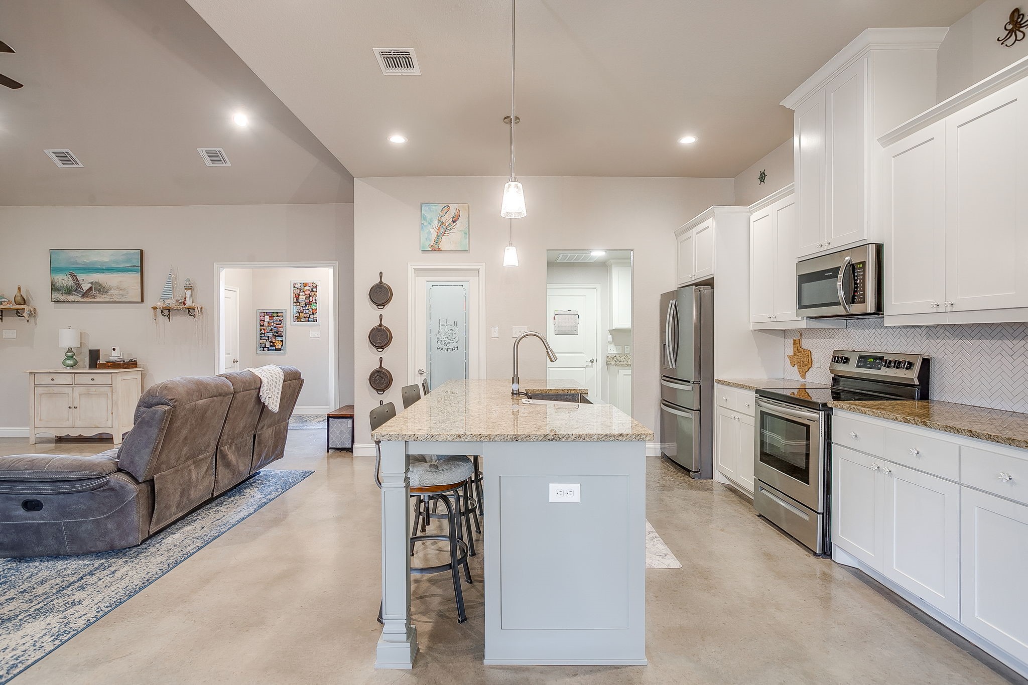 111 Treys Way Godley TX 76044