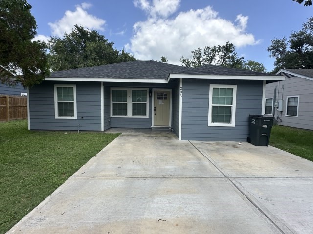203 Sandra Street Edna TX 77957