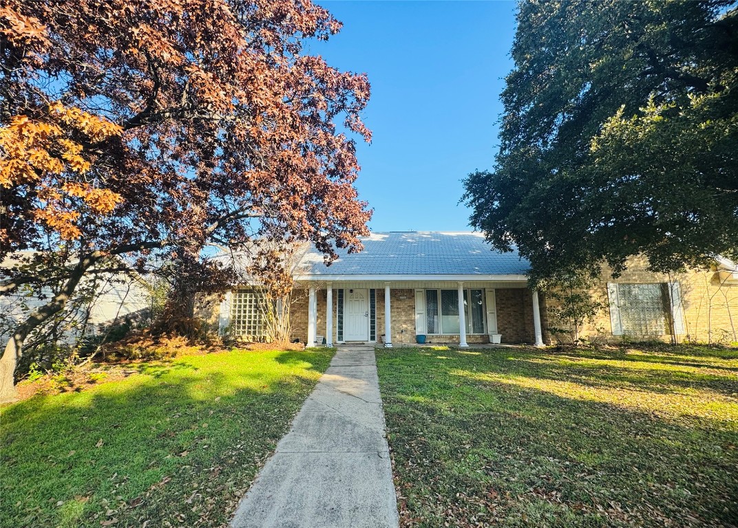 3301 Peachtree Lane Pantego TX 76013