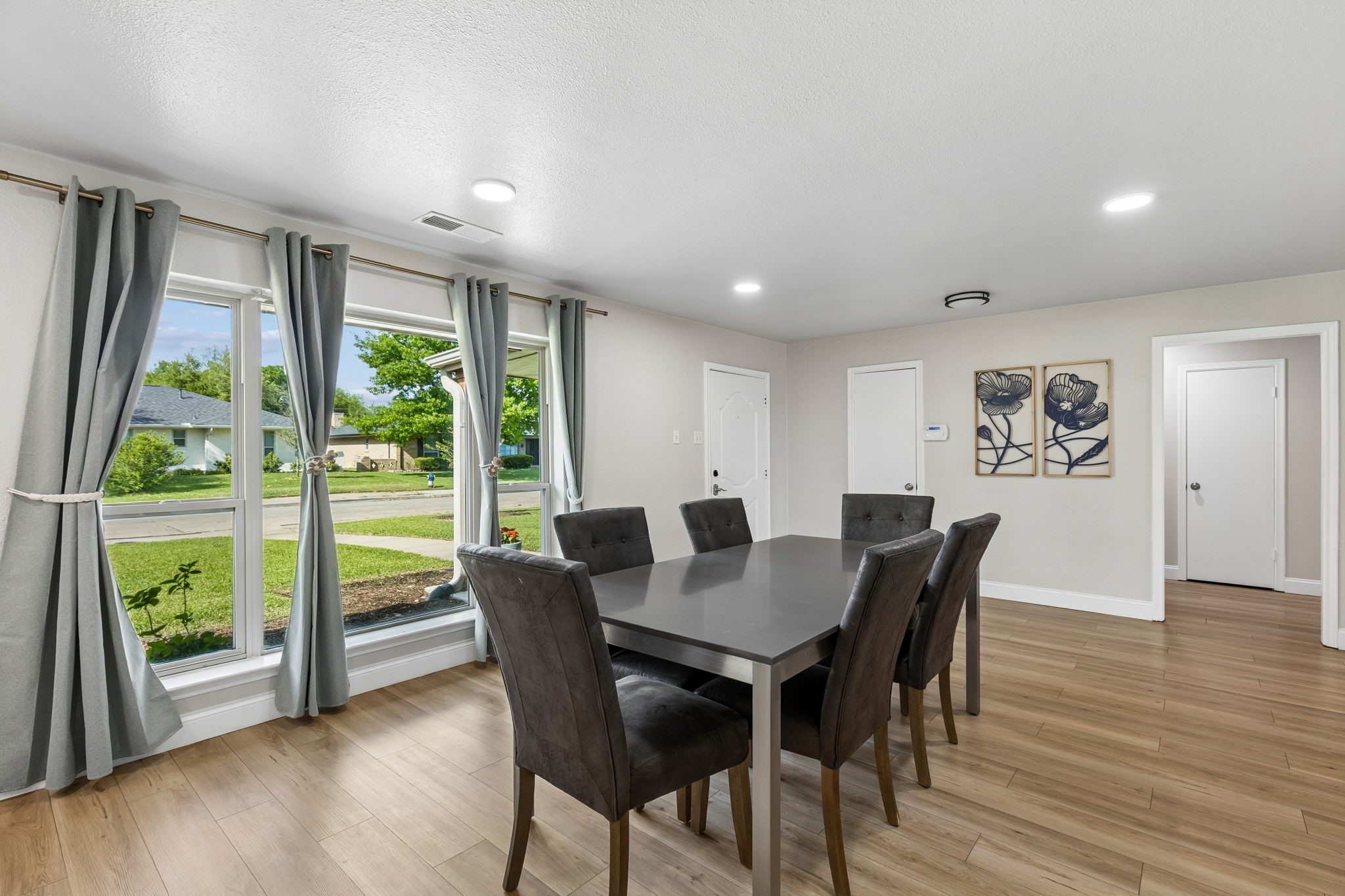 3456 Salisbury Drive Dallas TX 75229