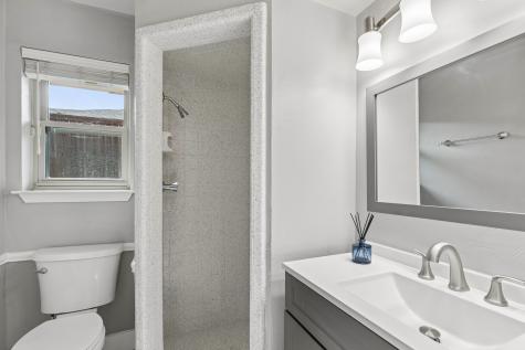 3456 Salisbury Drive Dallas TX 75229