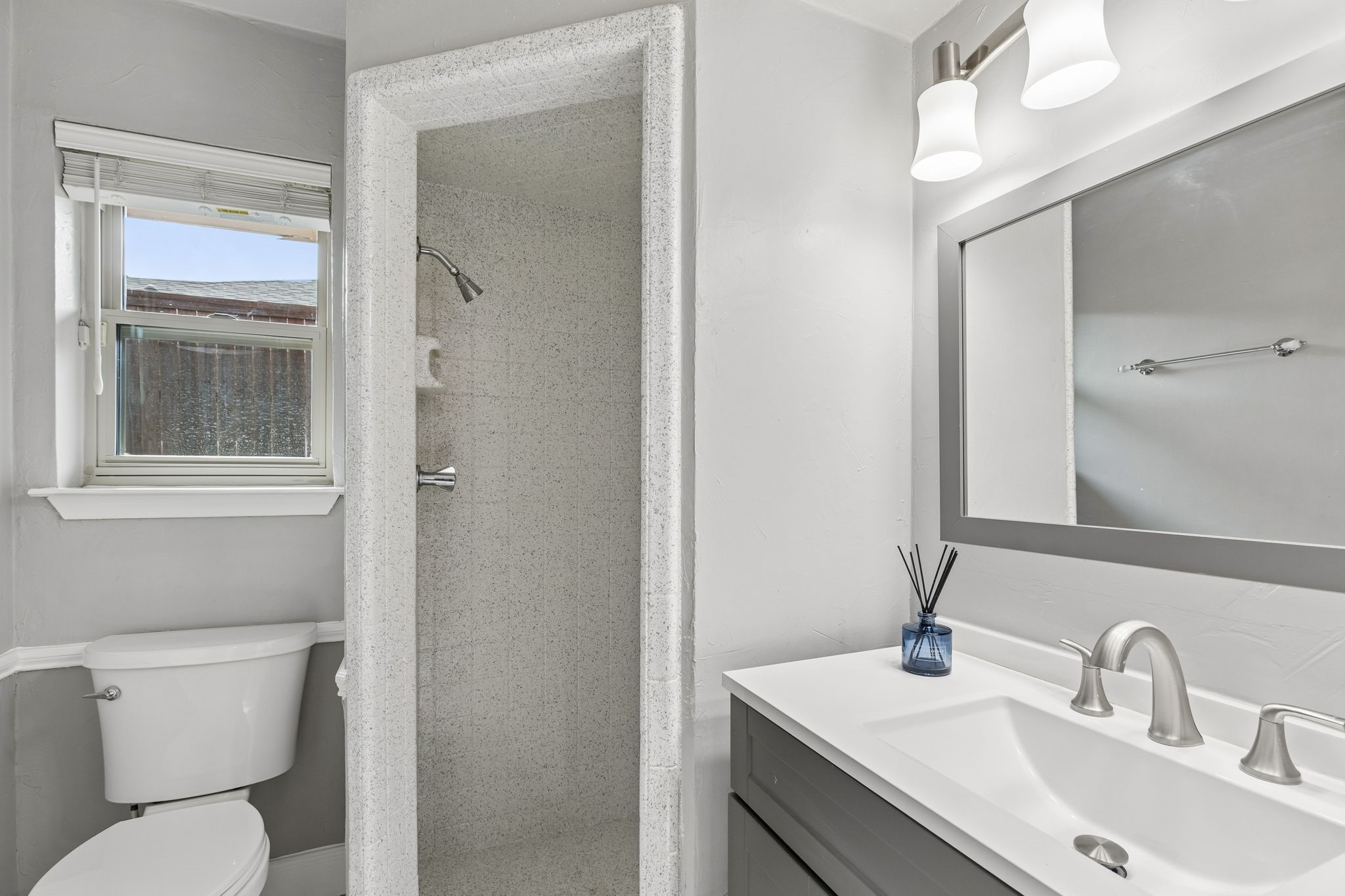 3456 Salisbury Drive Dallas TX 75229