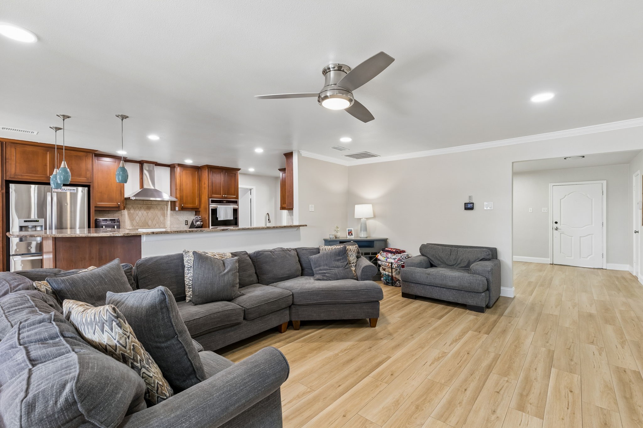 3456 Salisbury Drive Dallas TX 75229
