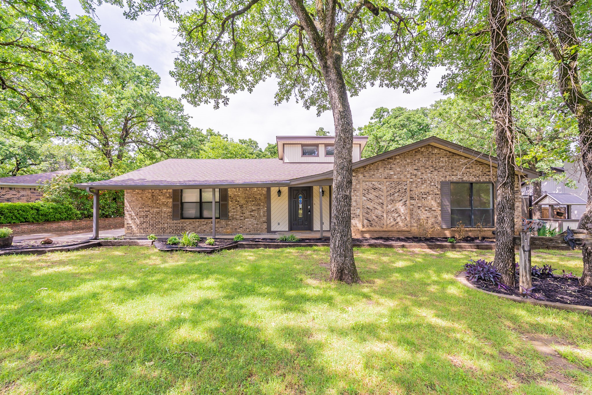 7109 Post Oak Drive North Richland Hills TX 76182