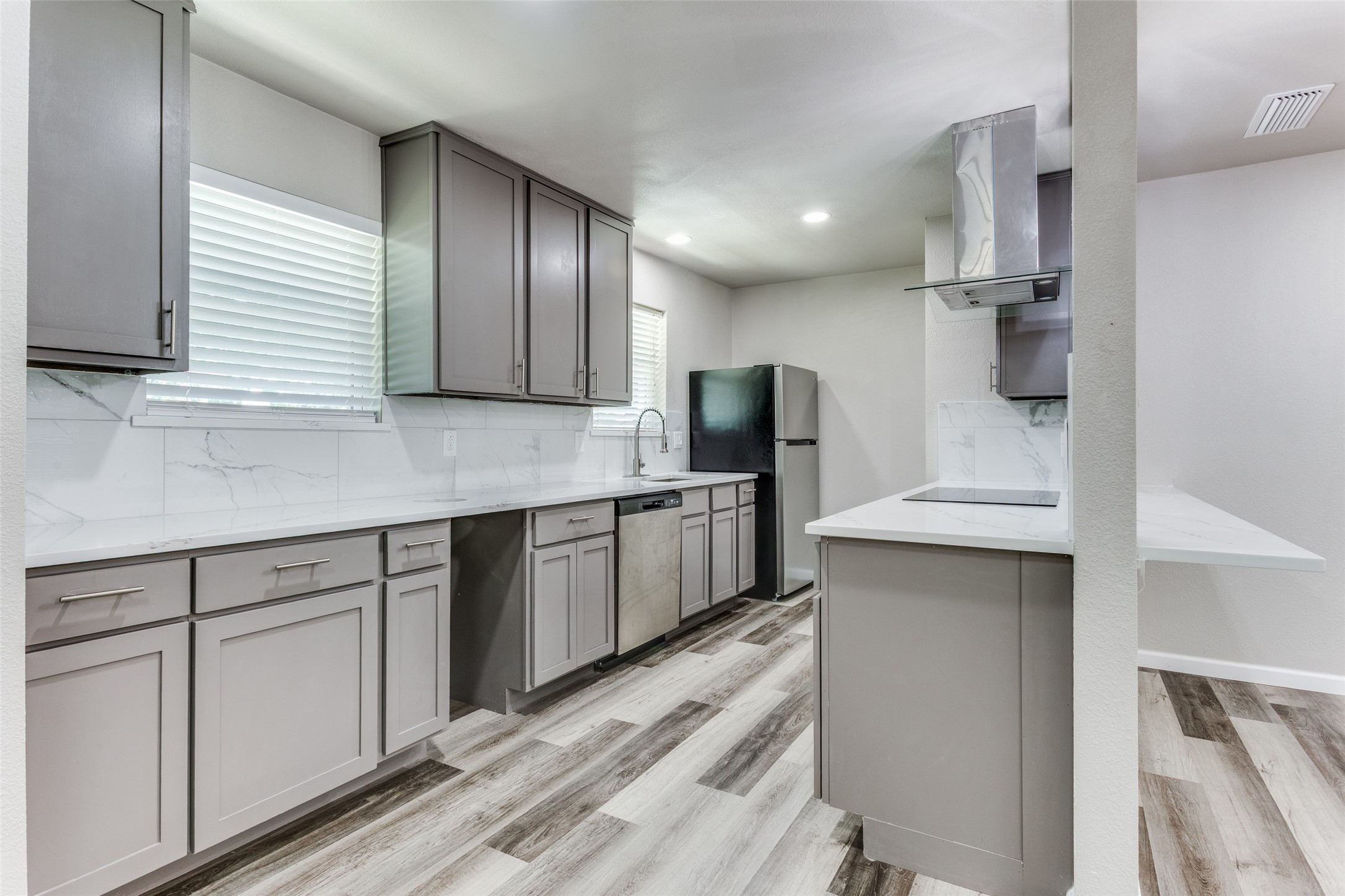 1669 Morrison Drive Garland TX 75040