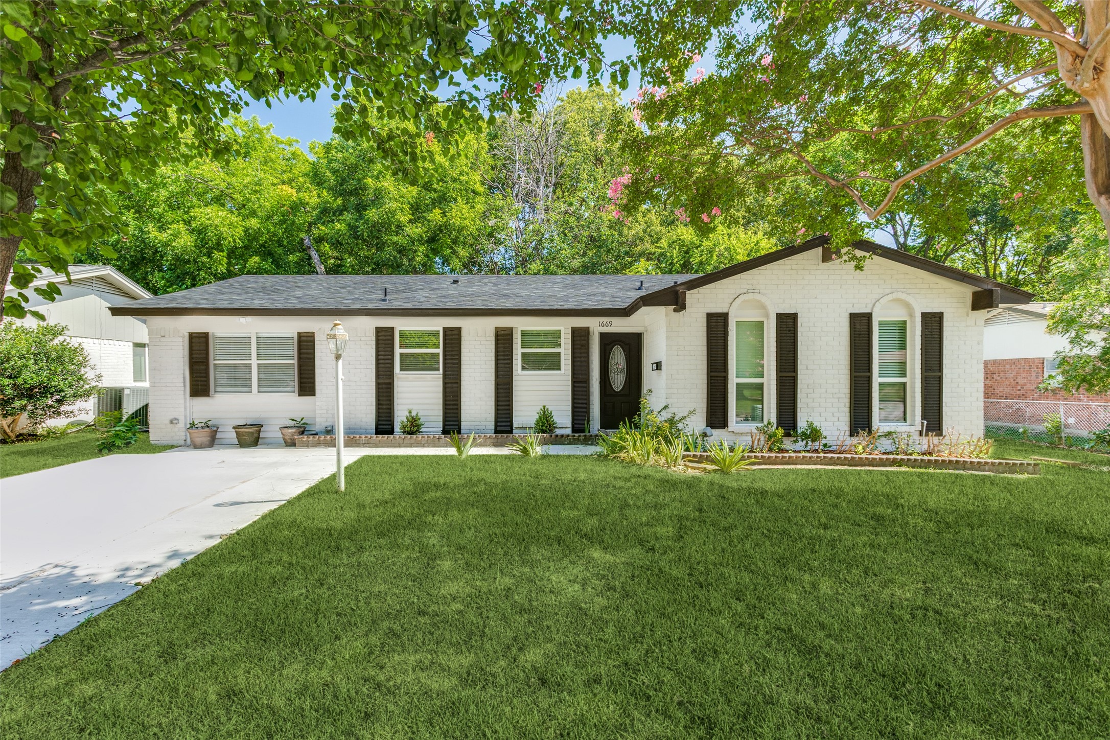 1669 Morrison Drive Garland TX 75040