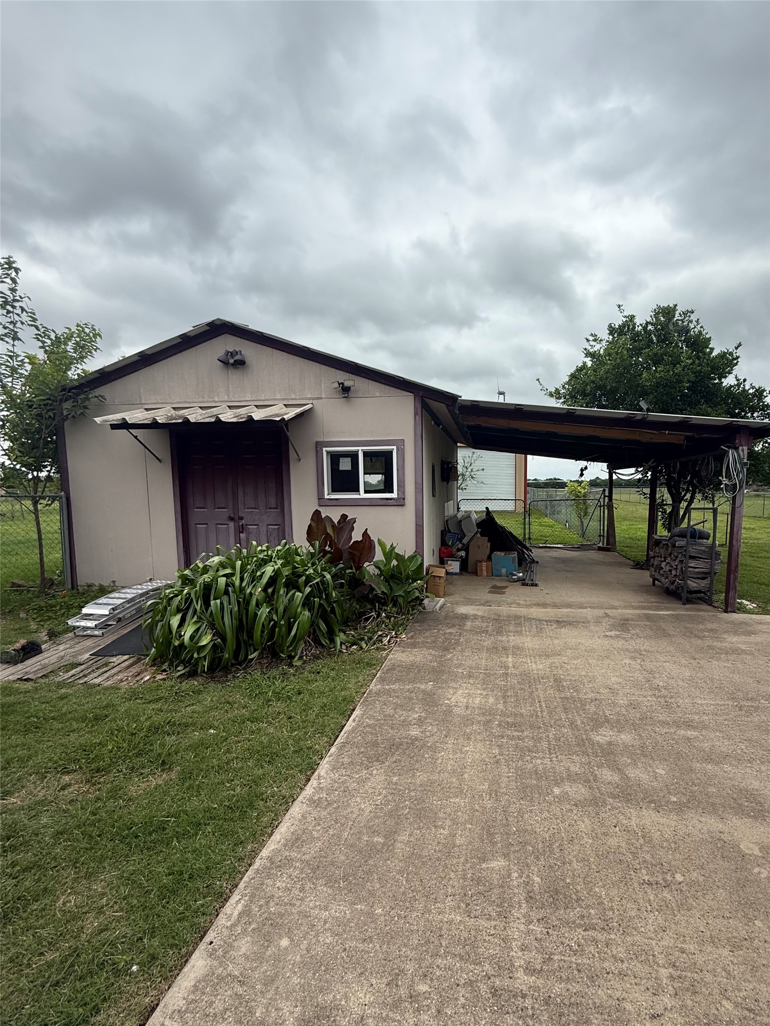 202 Castleridge Drive Red Oak TX 75154