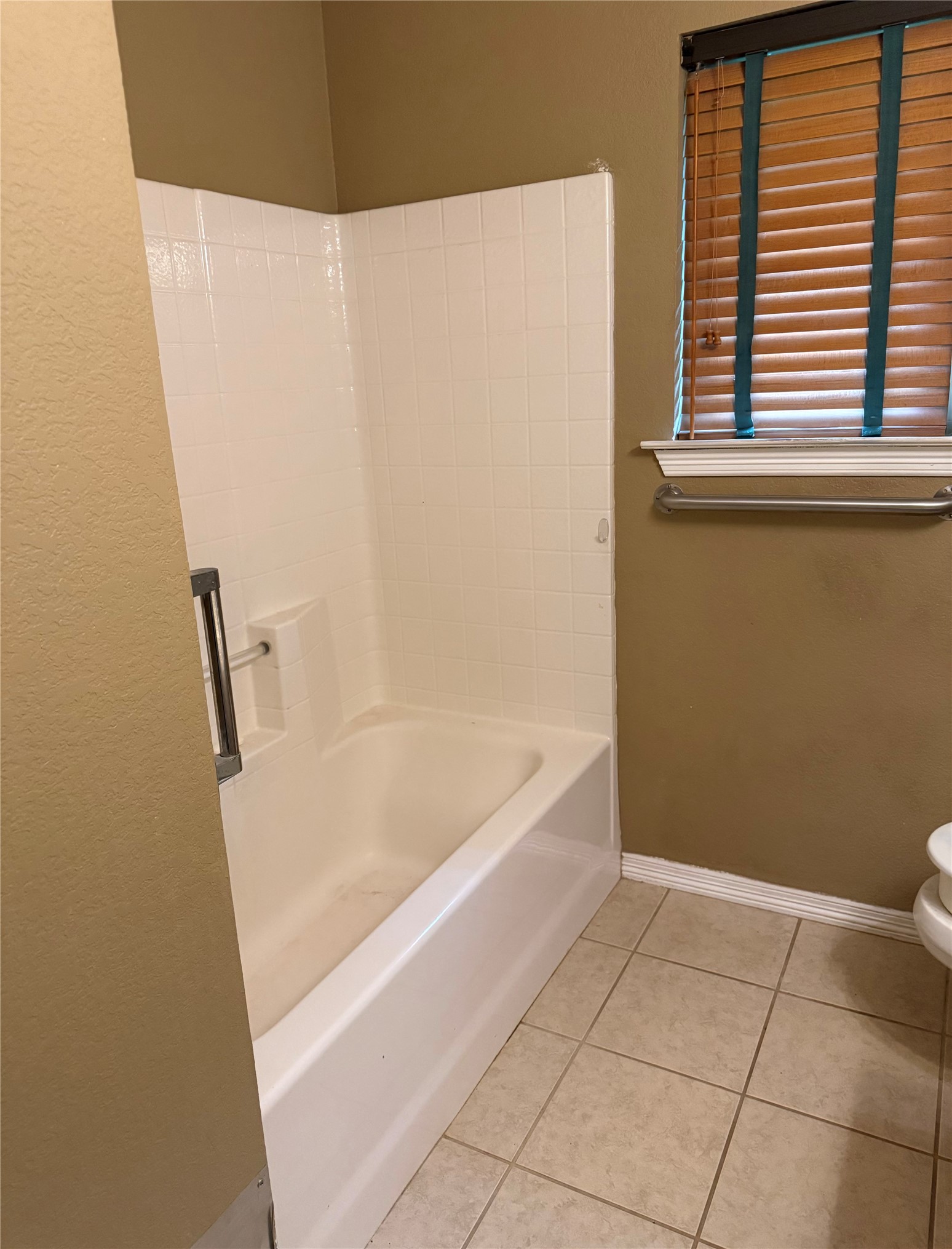 202 Castleridge Drive Red Oak TX 75154