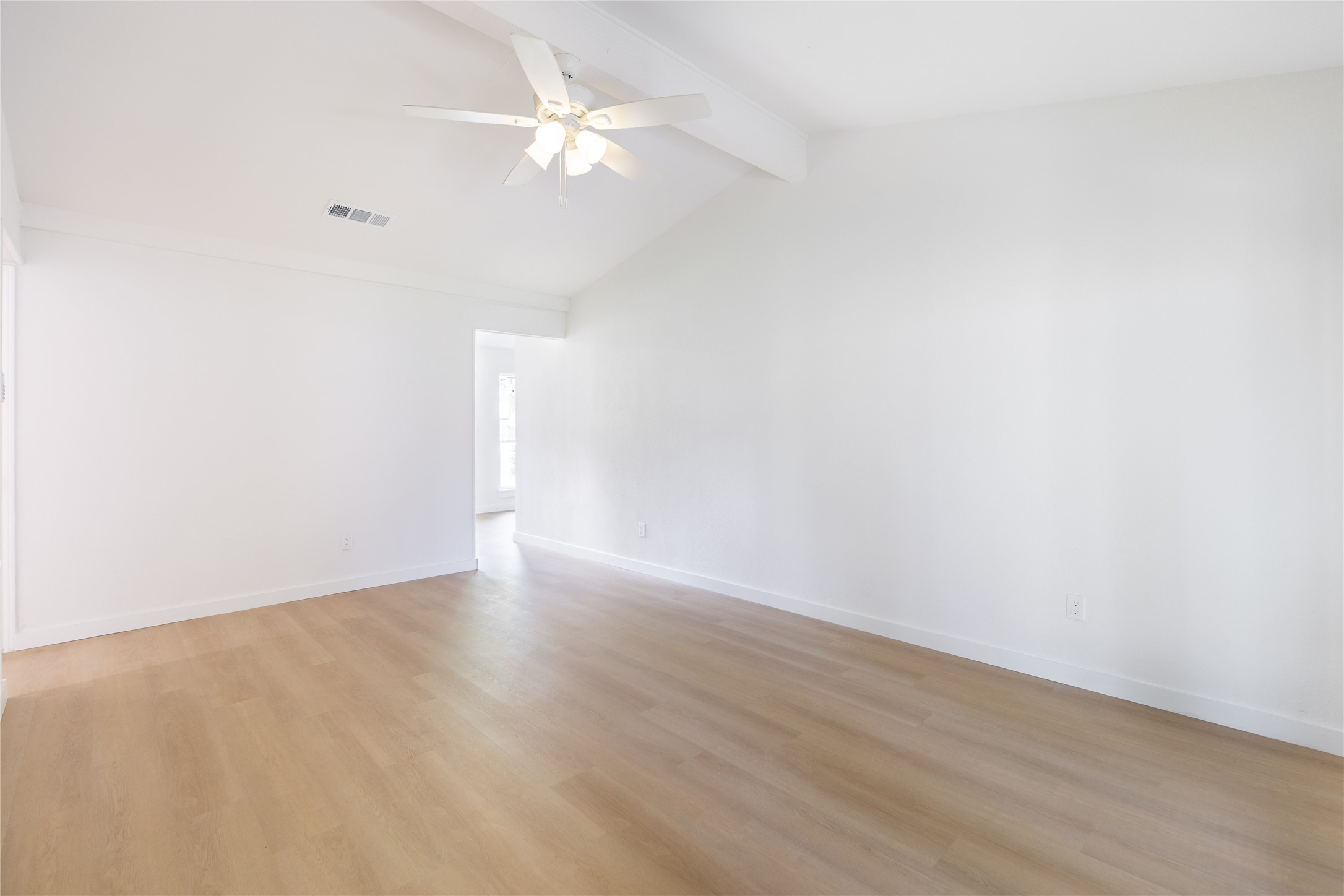 1021 Pleasant Valley Road Garland TX 75040