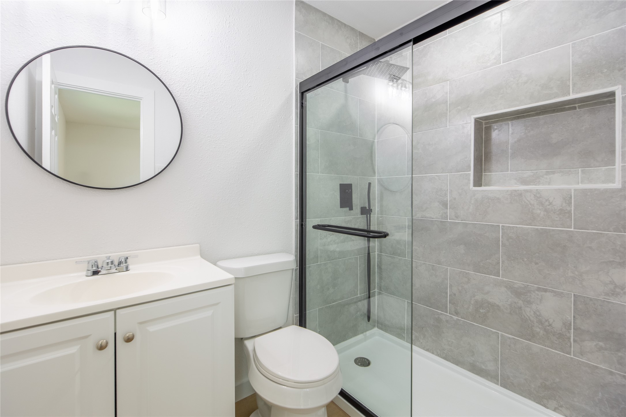 1021 Pleasant Valley Road Garland TX 75040