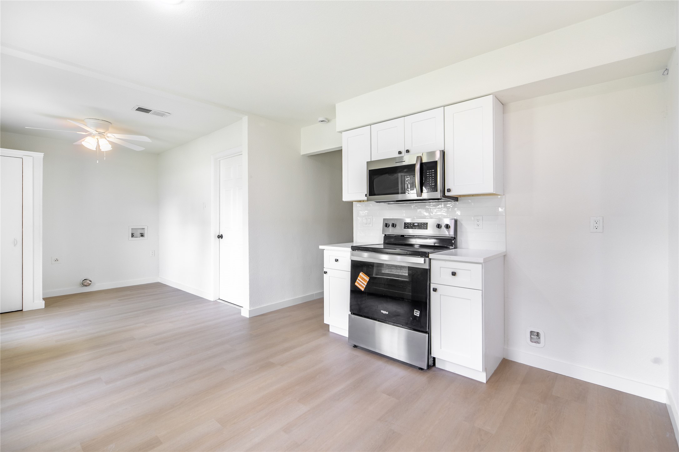 1021 Pleasant Valley Road Garland TX 75040