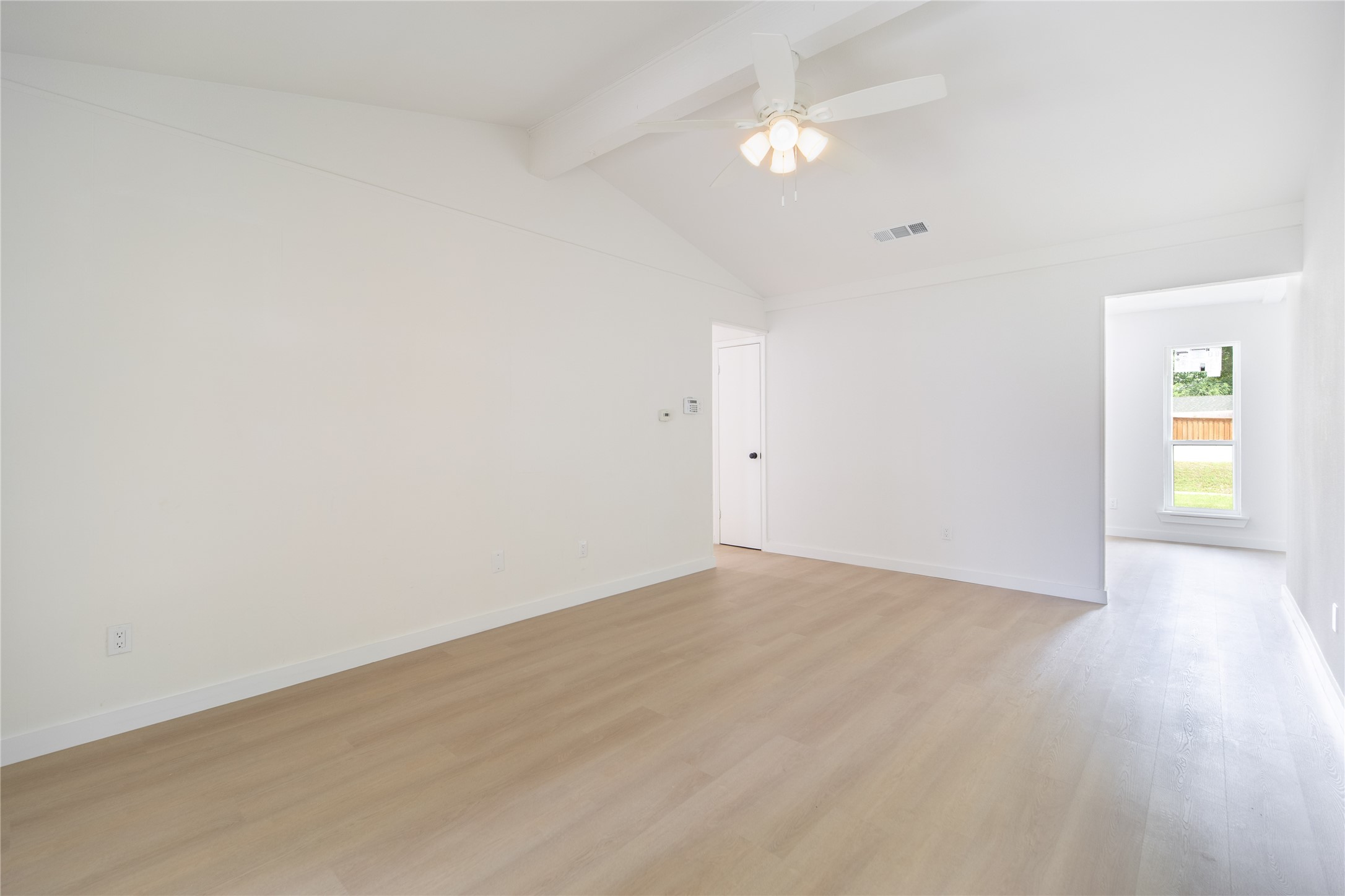 1021 Pleasant Valley Road Garland TX 75040