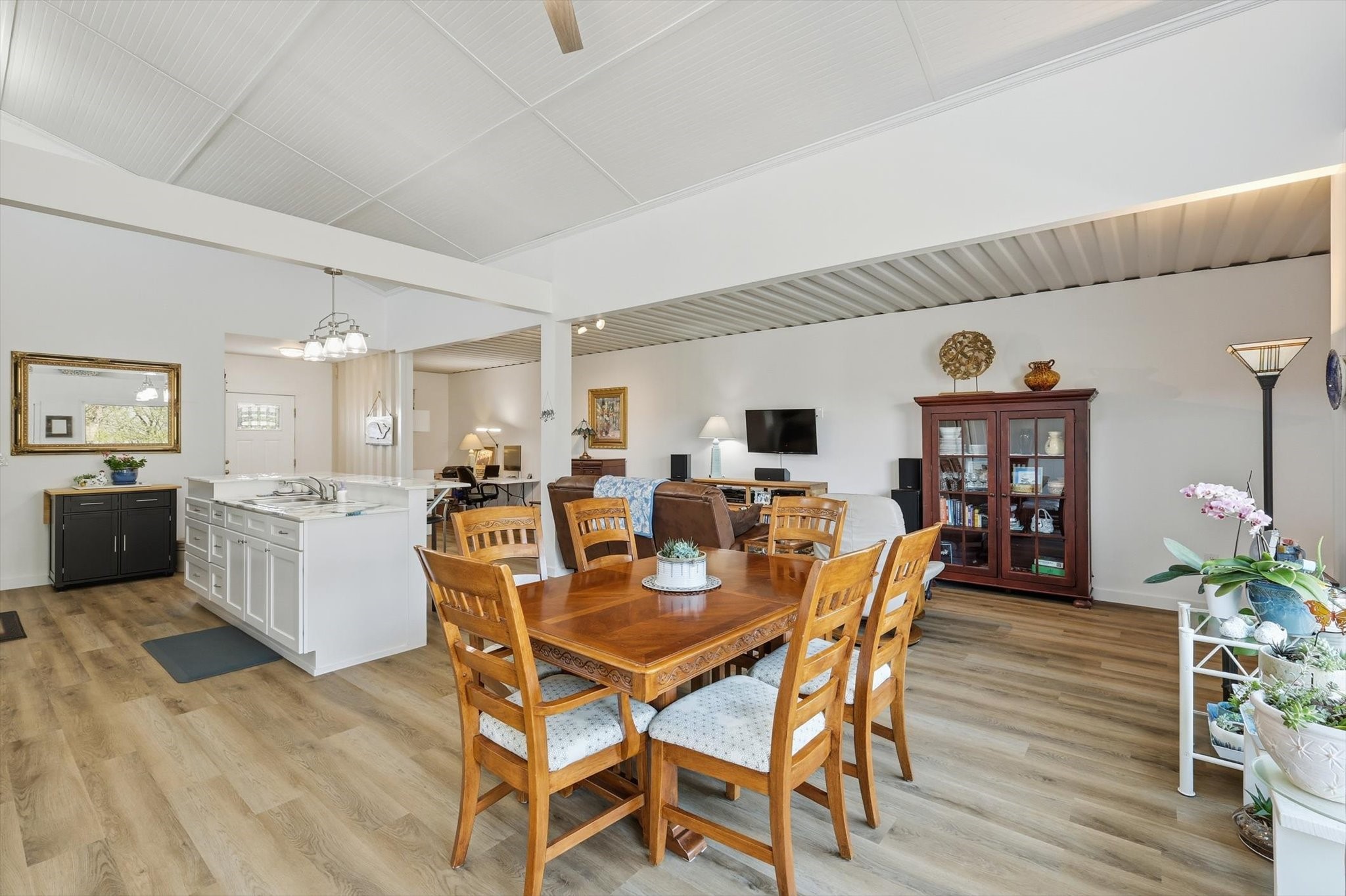 395 Lone Trail Rhome TX 76078