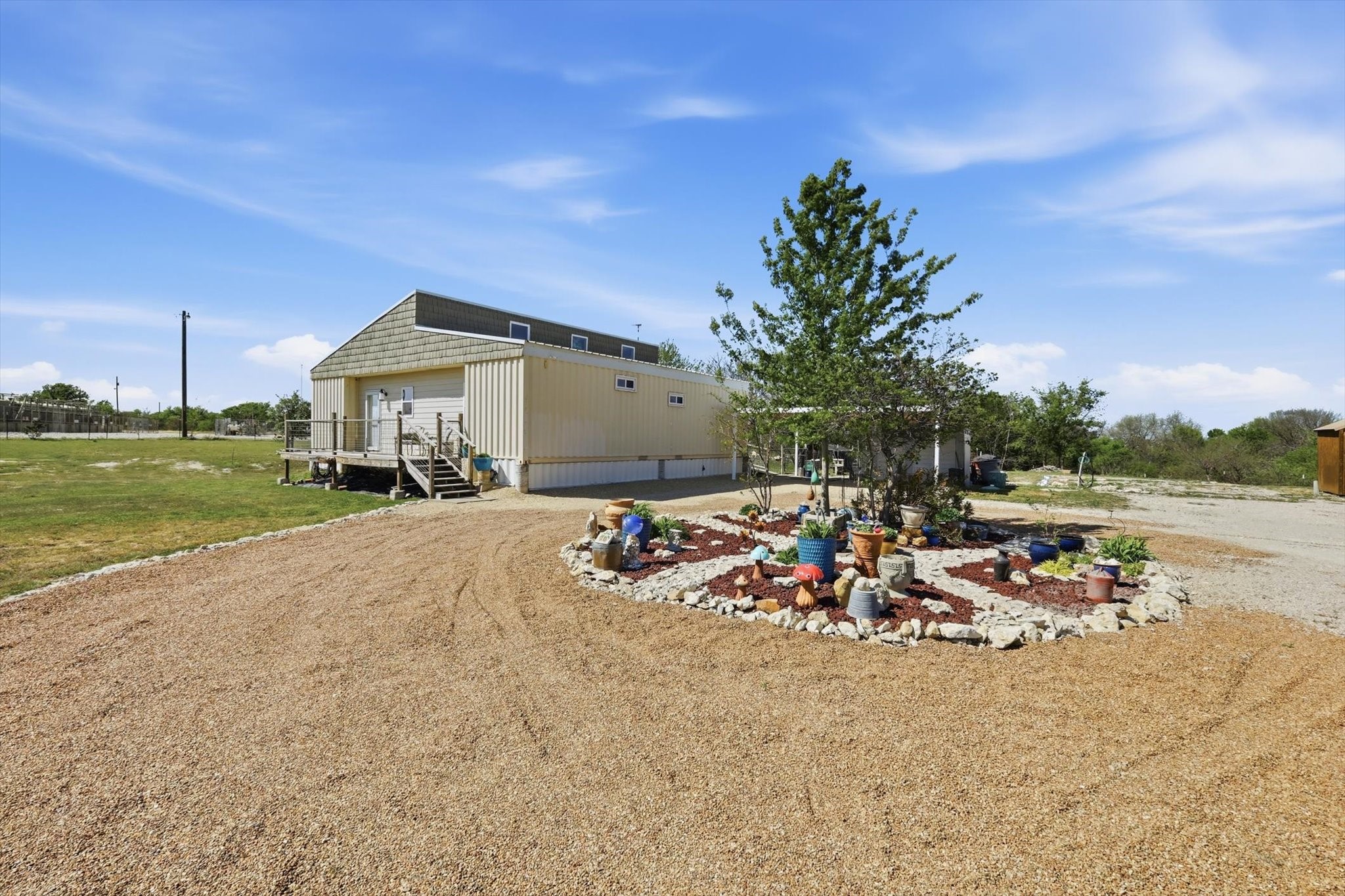 395 Lone Trail Rhome TX 76078