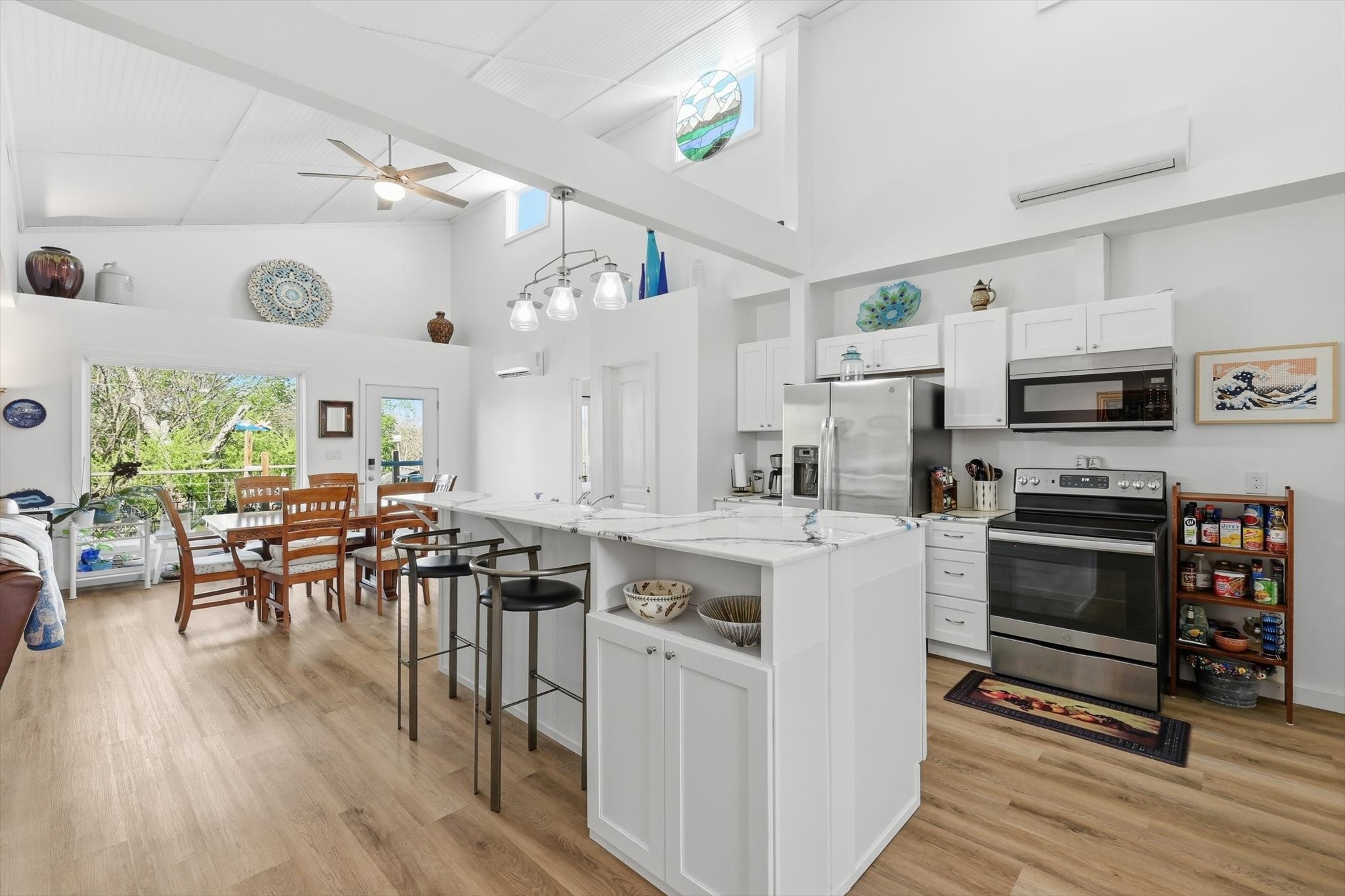 395 Lone Trail Rhome TX 76078