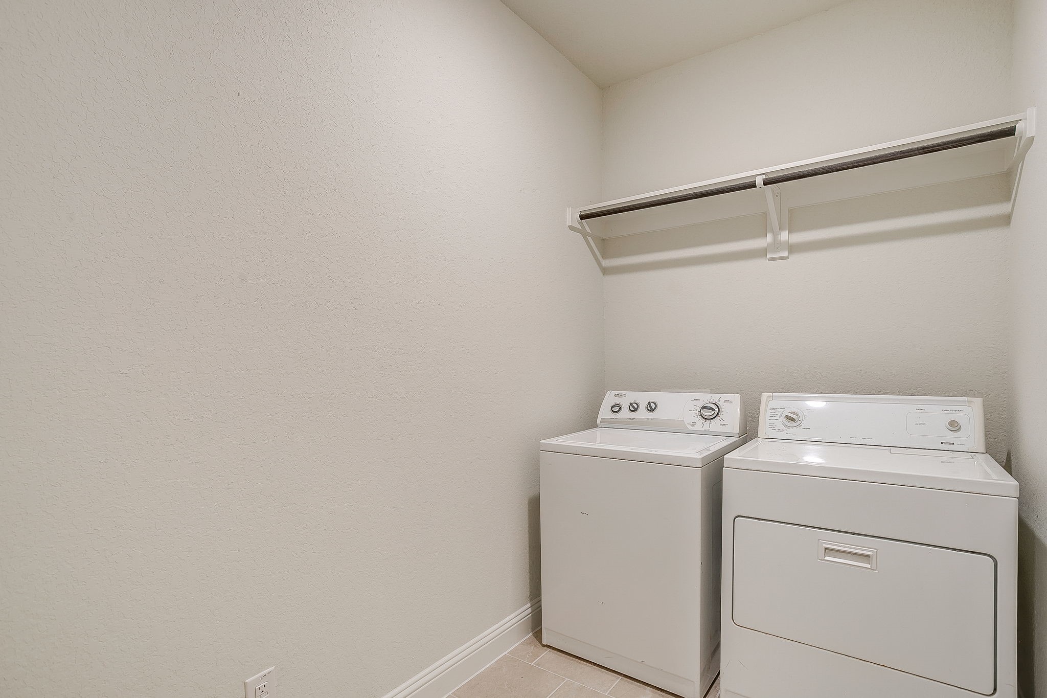 11709 Sand Cat Court Godley TX 76044