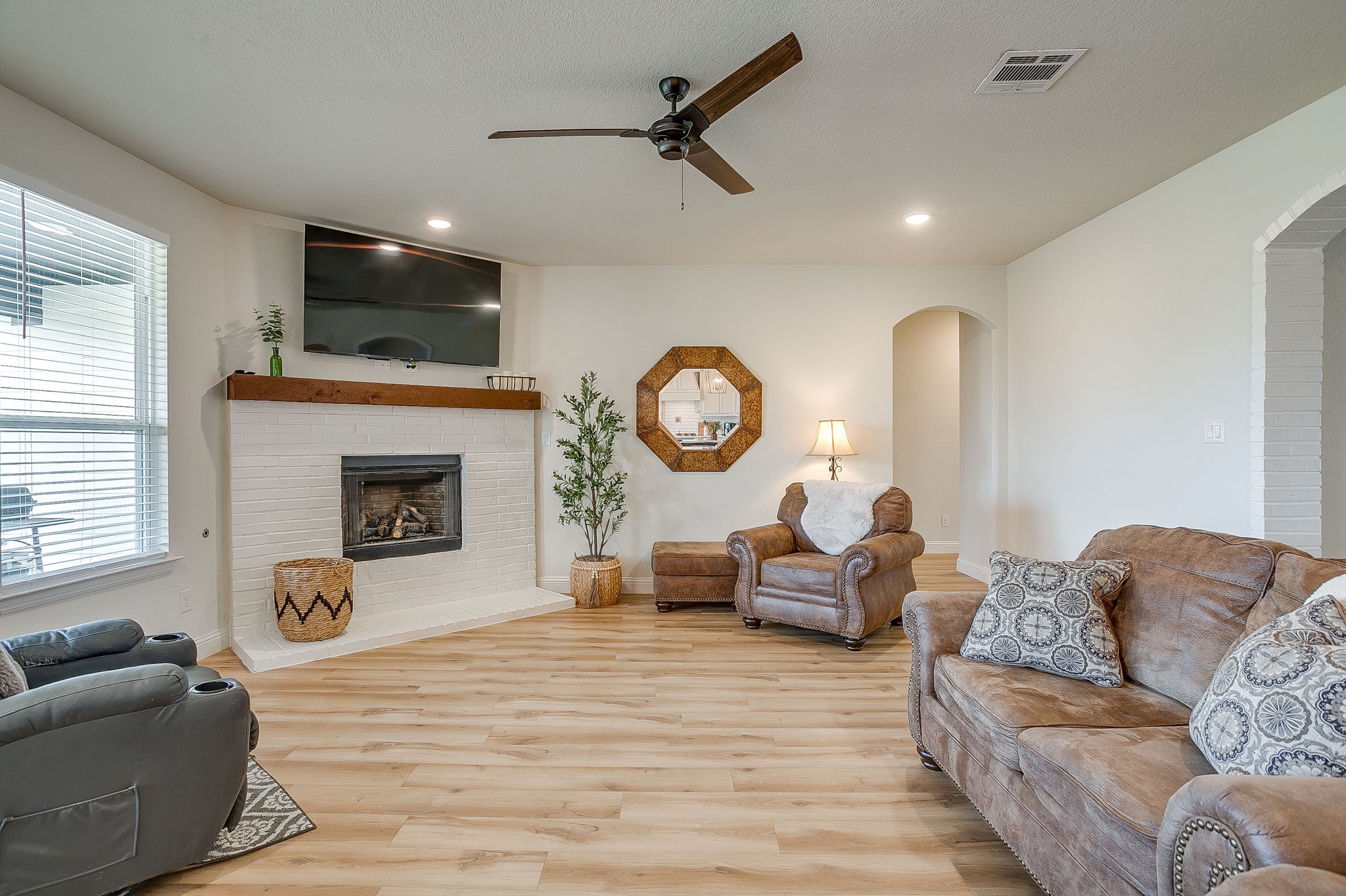 11709 Sand Cat Court Godley TX 76044
