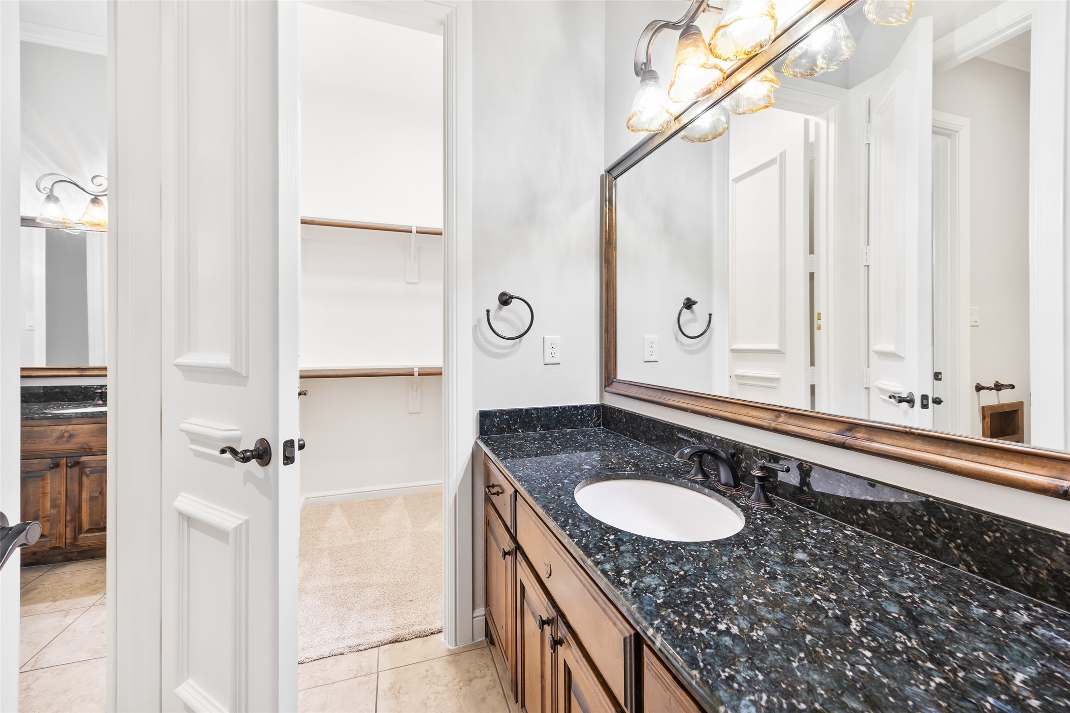14907 Lake Forest Drive Addison TX 75254