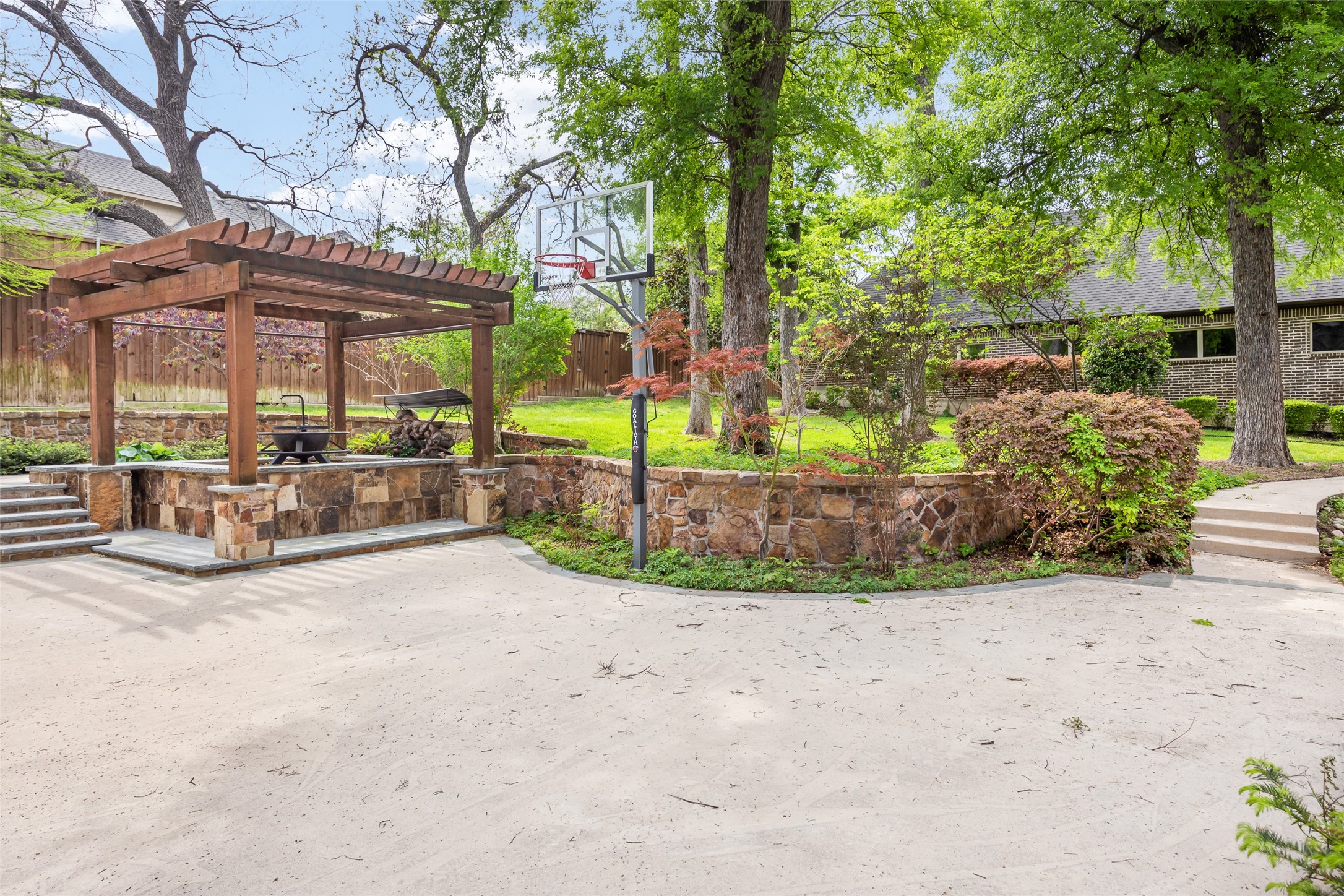 14907 Lake Forest Drive Addison TX 75254