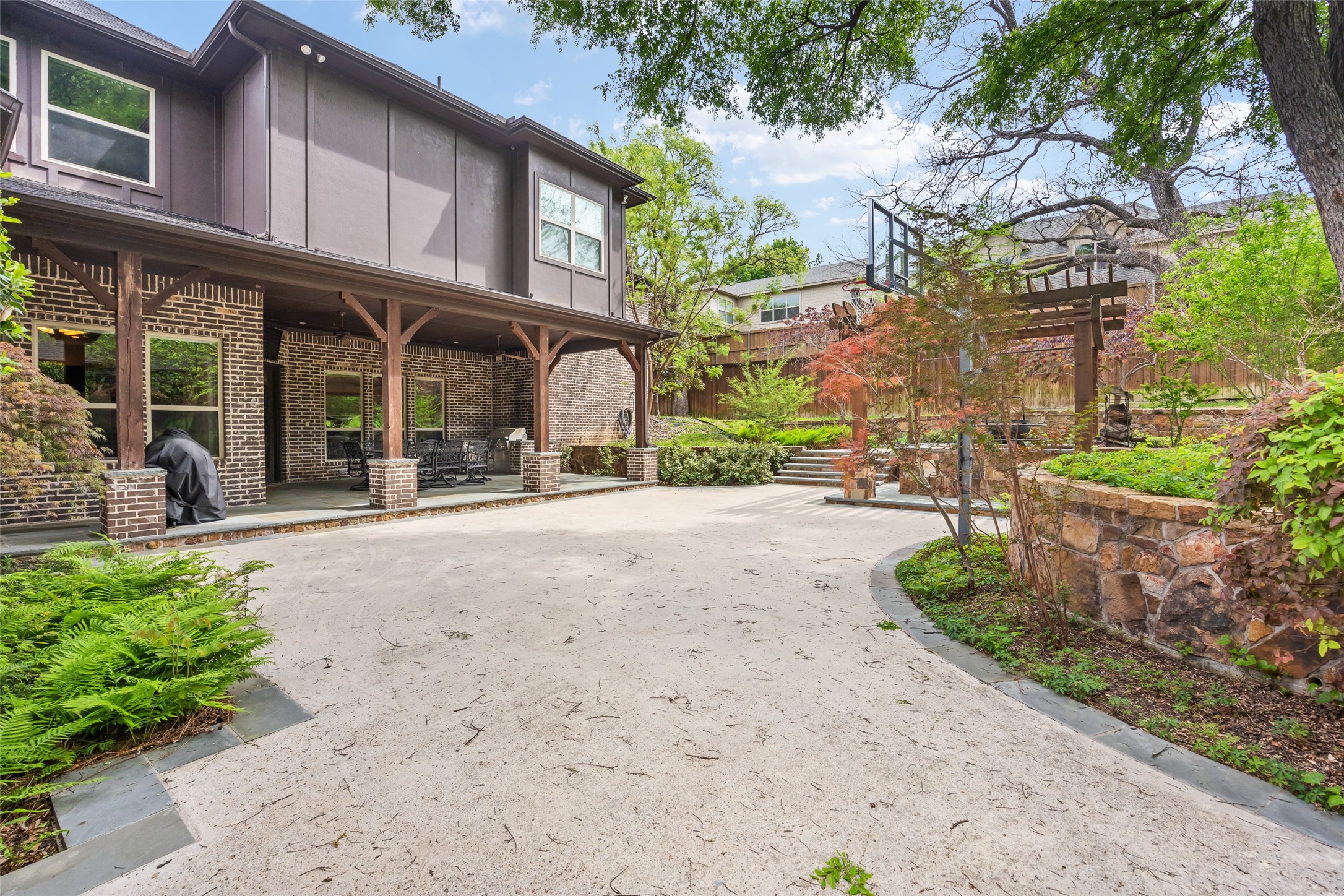 14907 Lake Forest Drive Addison TX 75254