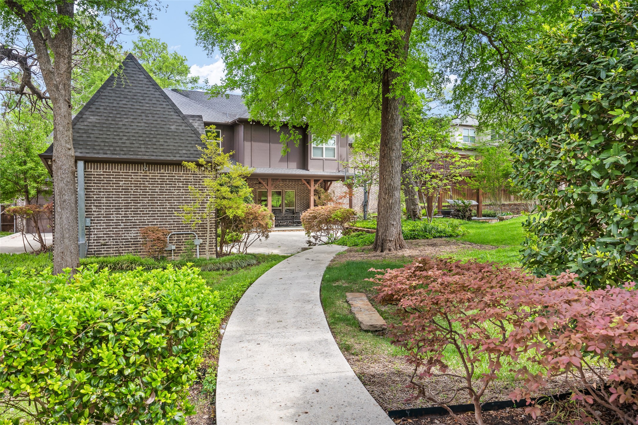 14907 Lake Forest Drive Addison TX 75254