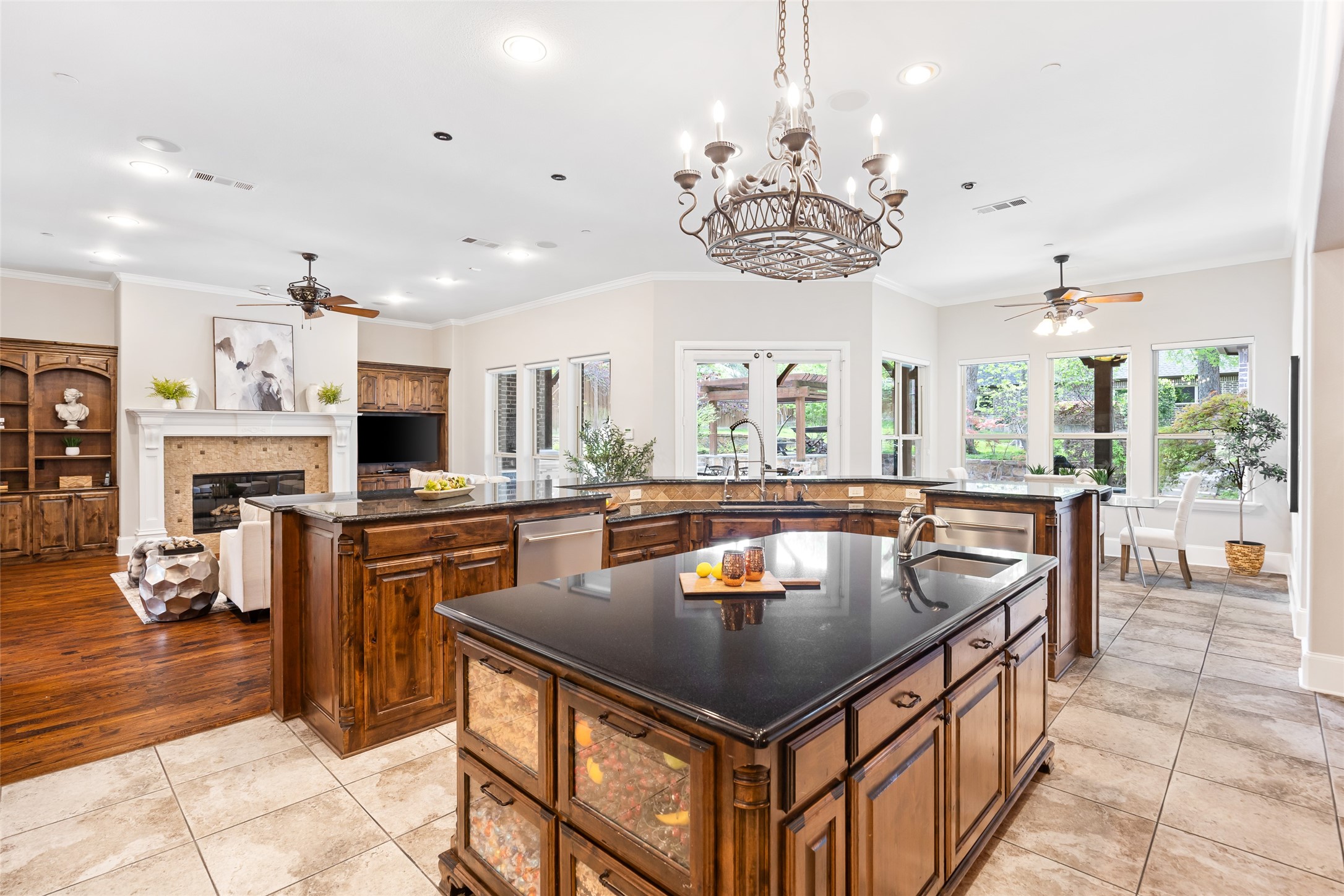 14907 Lake Forest Drive Addison TX 75254