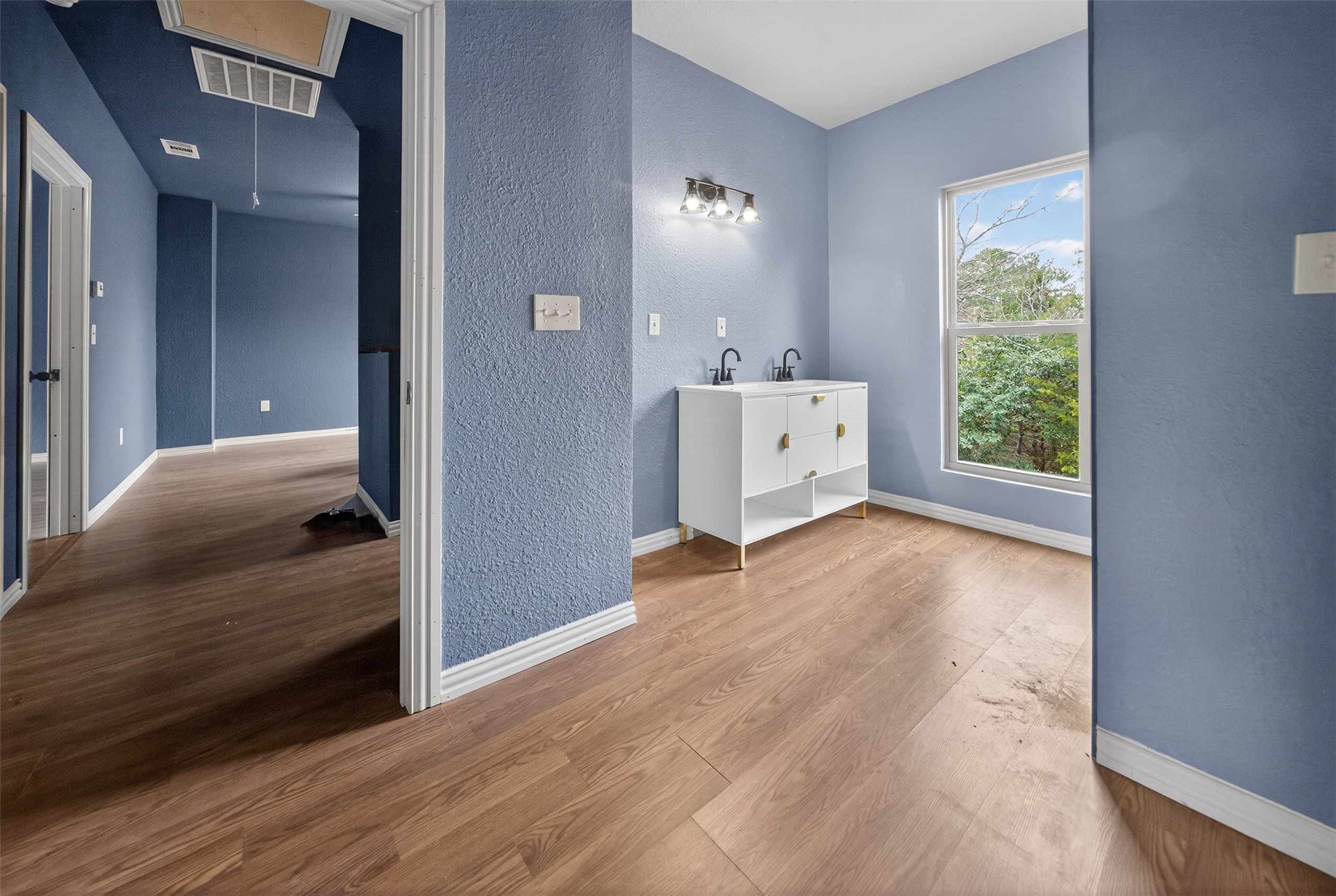 469 Holly Glen Murchison TX 75778