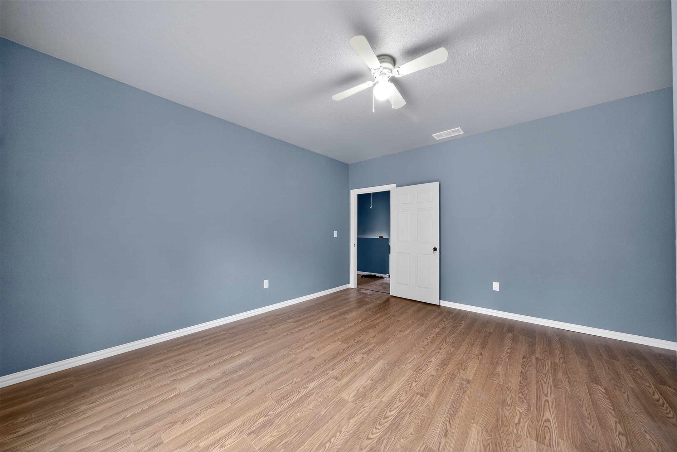 469 Holly Glen Murchison TX 75778
