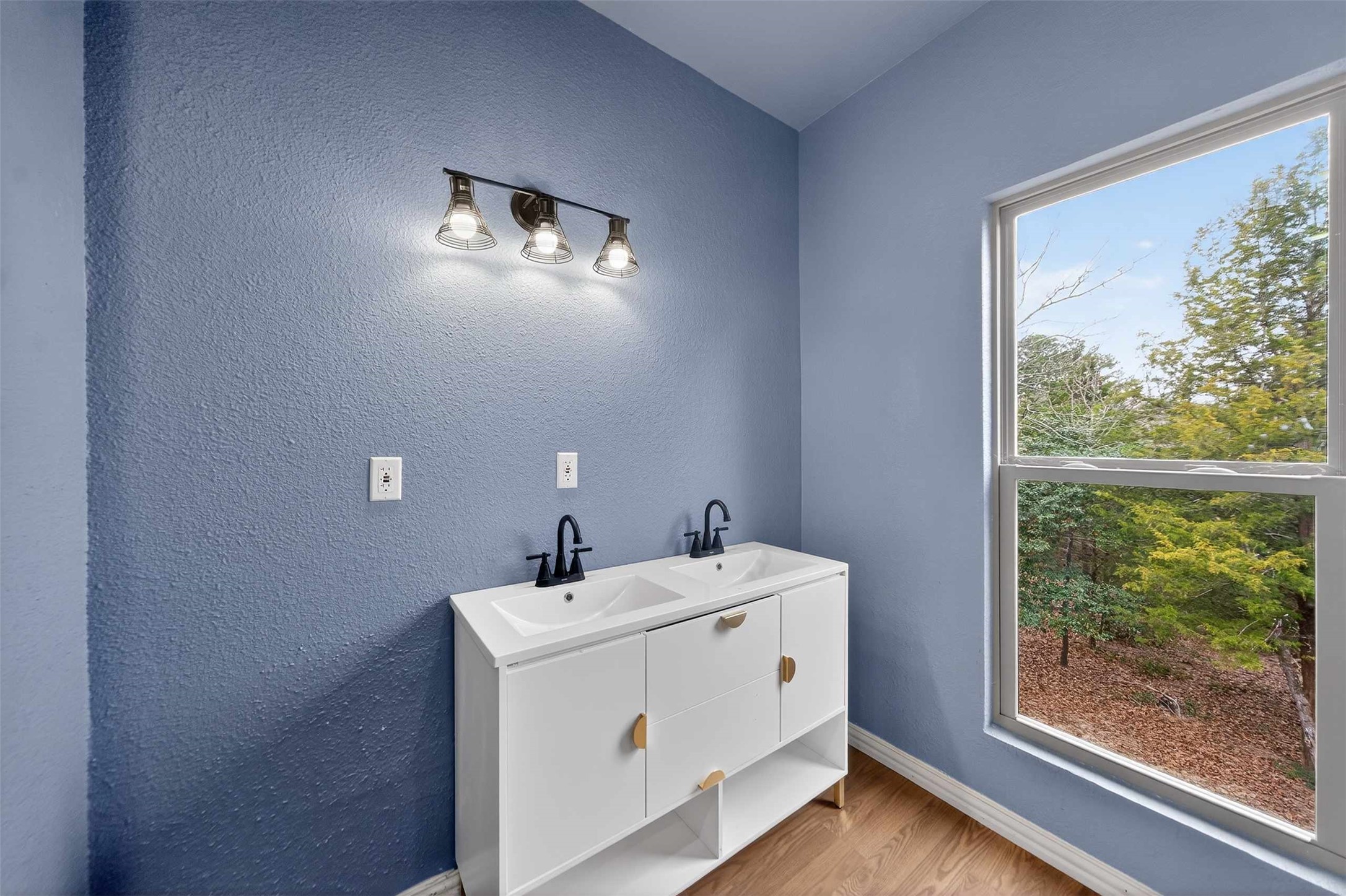 469 Holly Glen Murchison TX 75778
