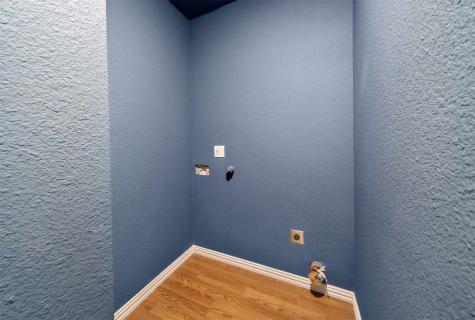 469 Holly Glen Murchison TX 75778