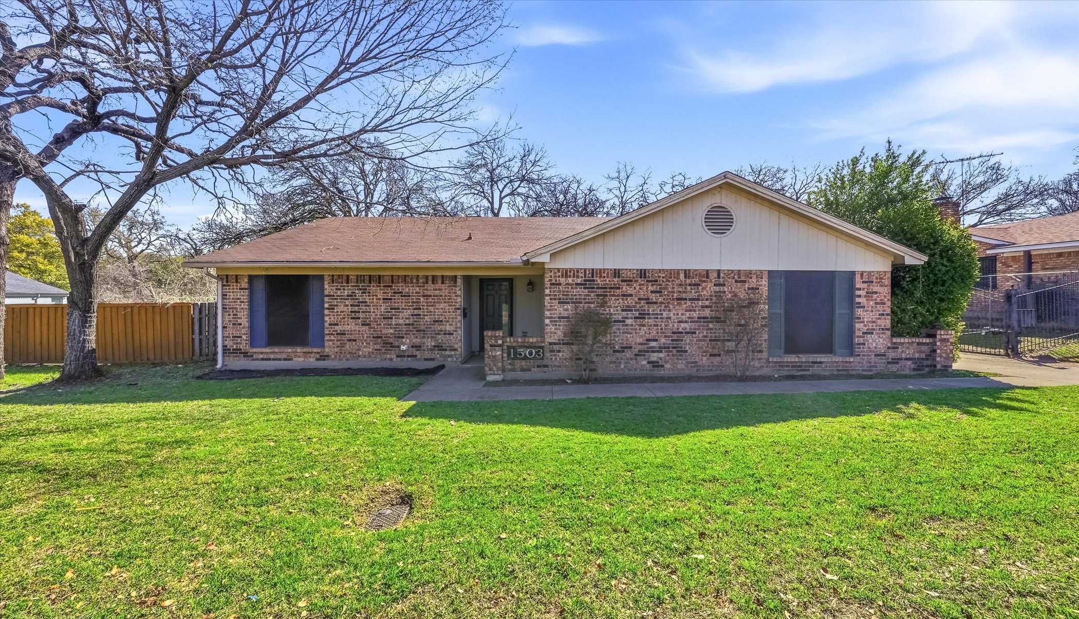 1503 N Fielder Road Arlington TX 76012