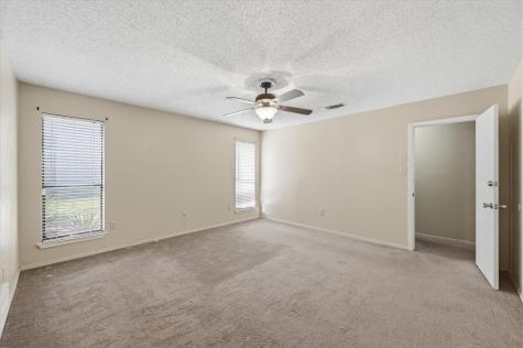 1503 N Fielder Road Arlington TX 76012
