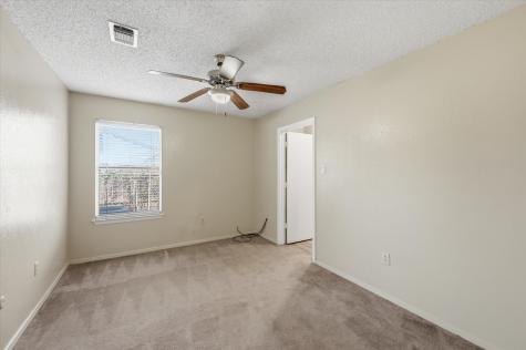 1503 N Fielder Road Arlington TX 76012