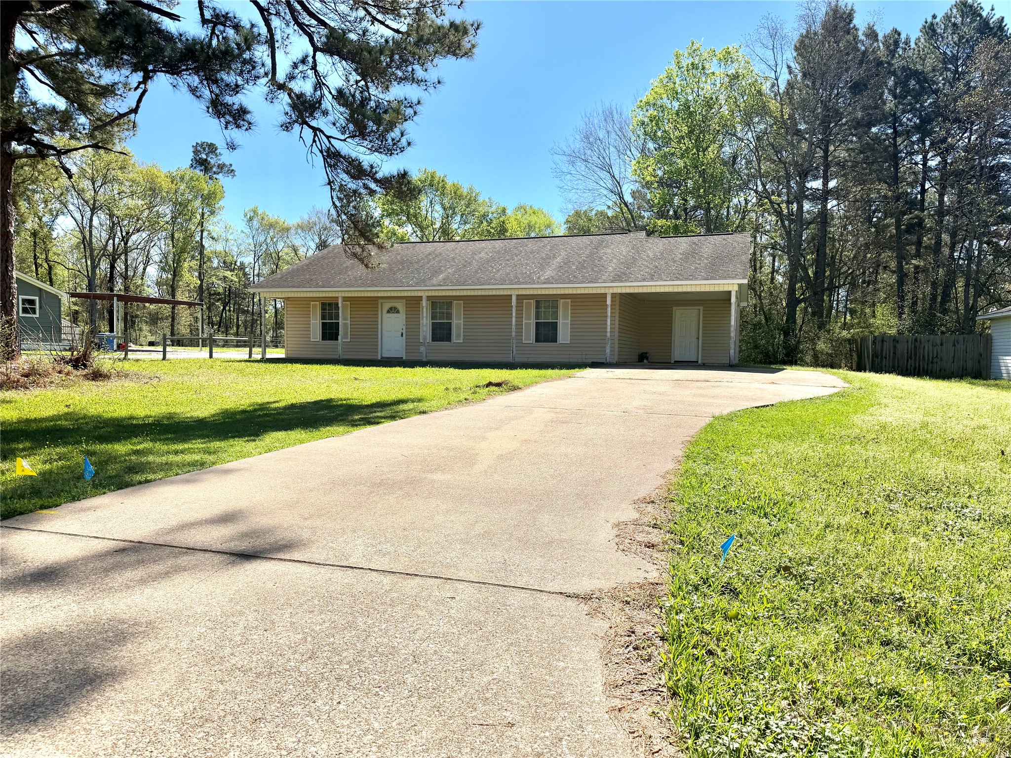 2502 Davisville Road Lufkin TX 75901
