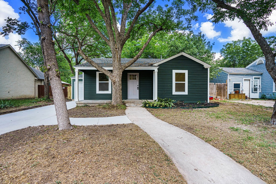 832 Northwood Road Fort Worth TX 76107