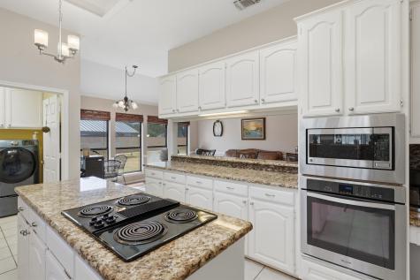 3802 Buena Vista Circle Granbury TX 76049