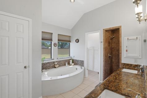 3802 Buena Vista Circle Granbury TX 76049