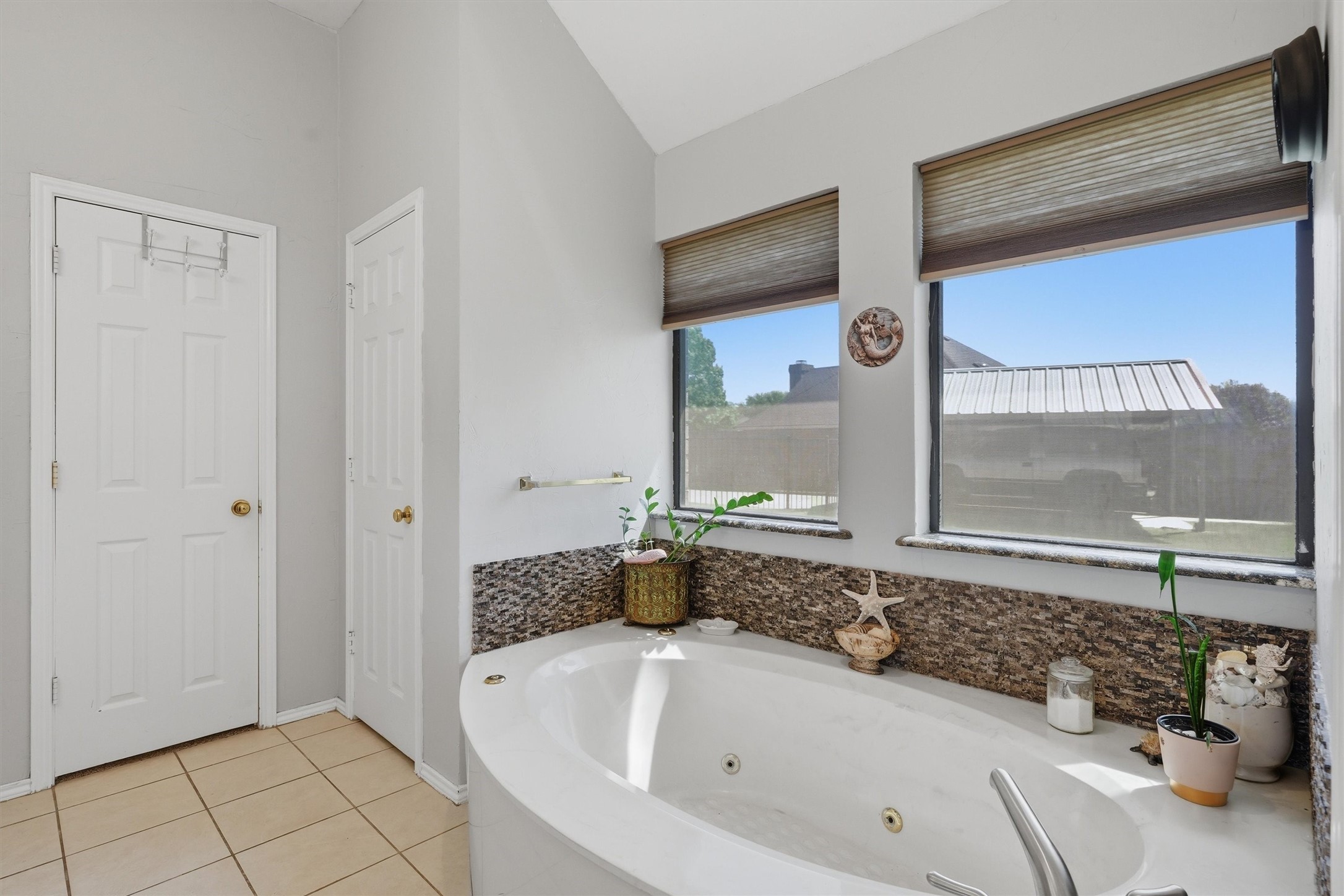 3802 Buena Vista Circle Granbury TX 76049