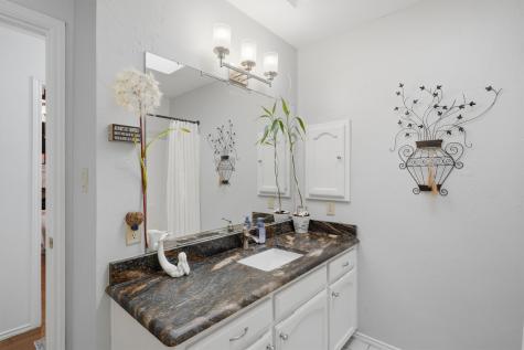 3802 Buena Vista Circle Granbury TX 76049