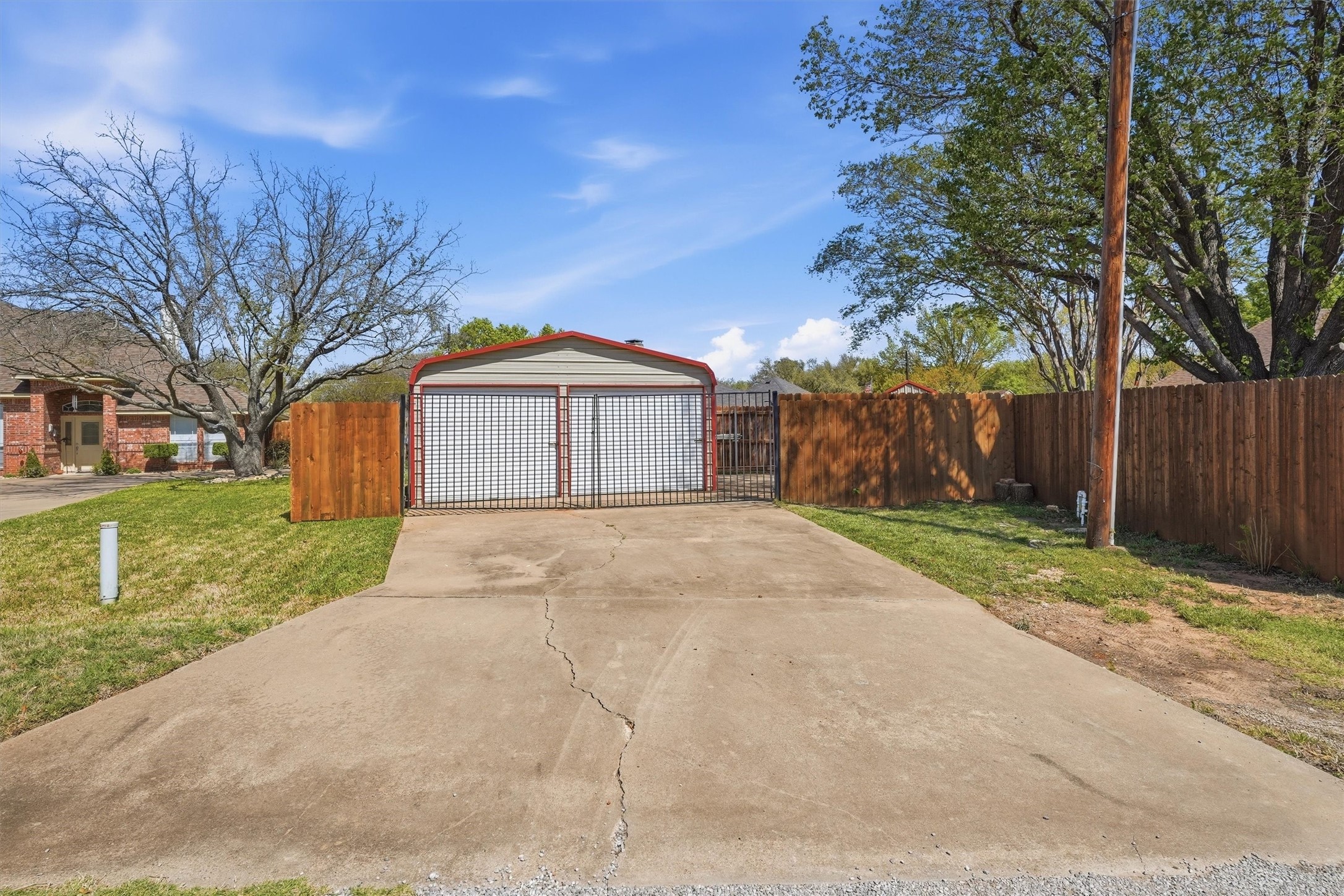 3802 Buena Vista Circle Granbury TX 76049