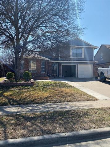 321 Shea Lane Saginaw TX 76179