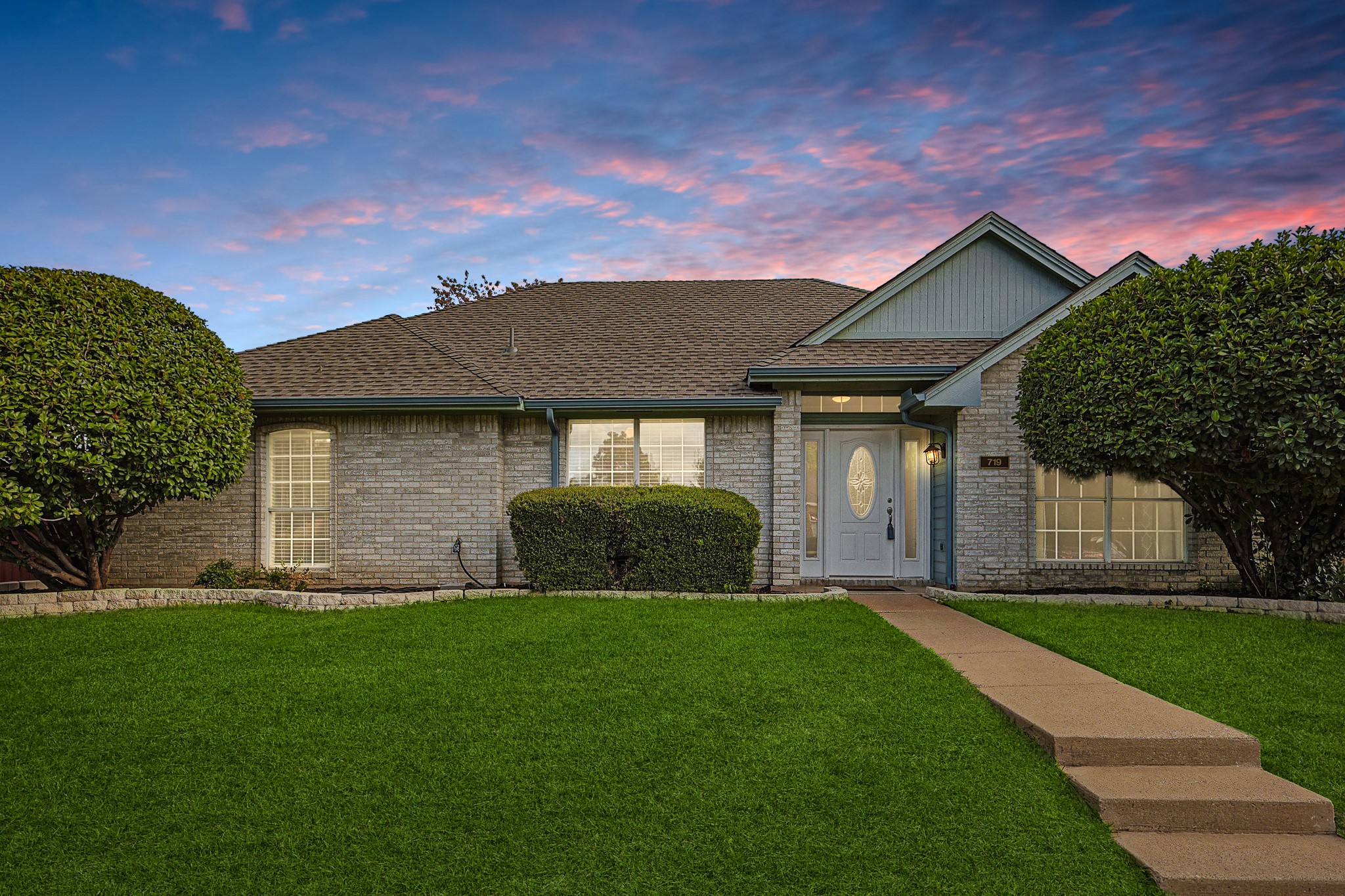 719 Blue Oak Drive Lewisville TX 75067