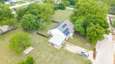 306 Owens Street Bridgeport TX 76426