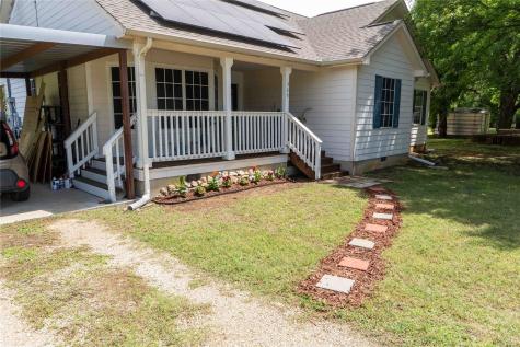 306 Owens Street Bridgeport TX 76426