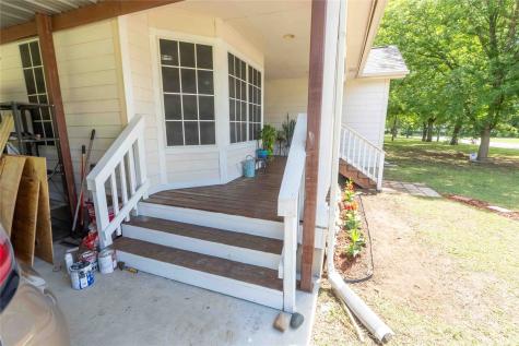 306 Owens Street Bridgeport TX 76426