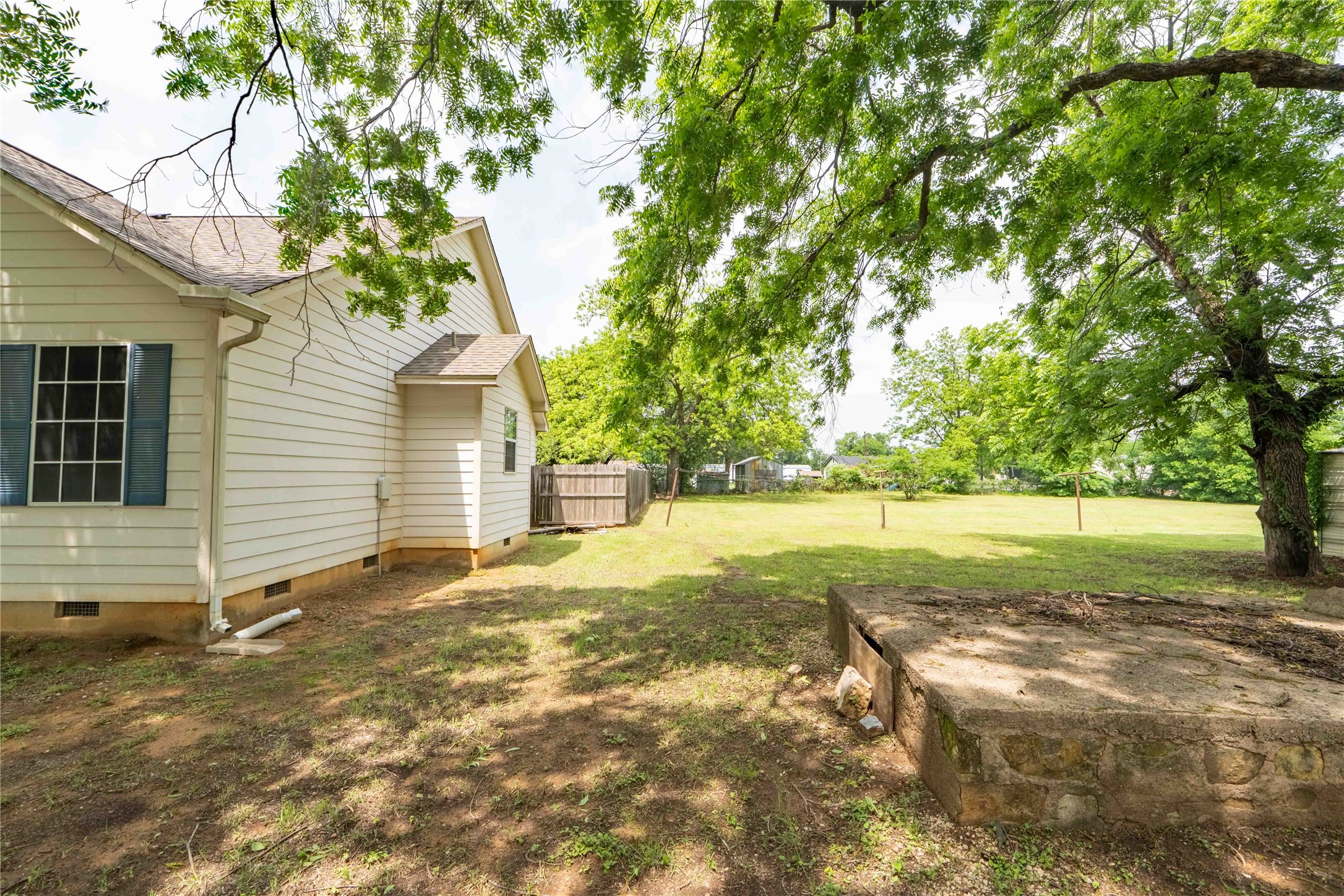 306 Owens Street Bridgeport TX 76426